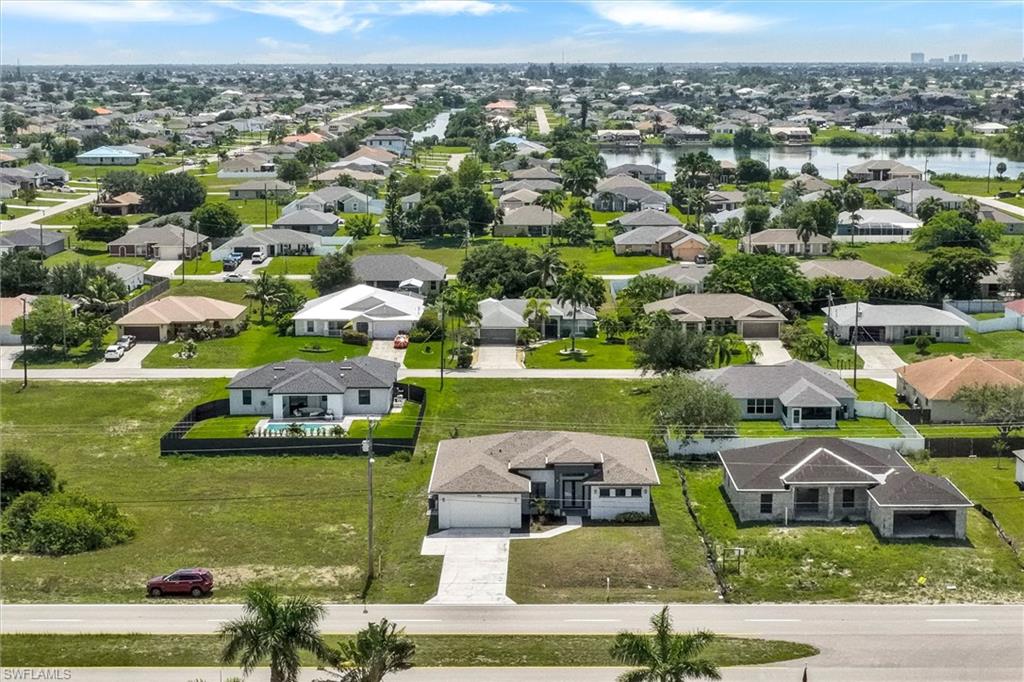 CAPE CORAL - Residential