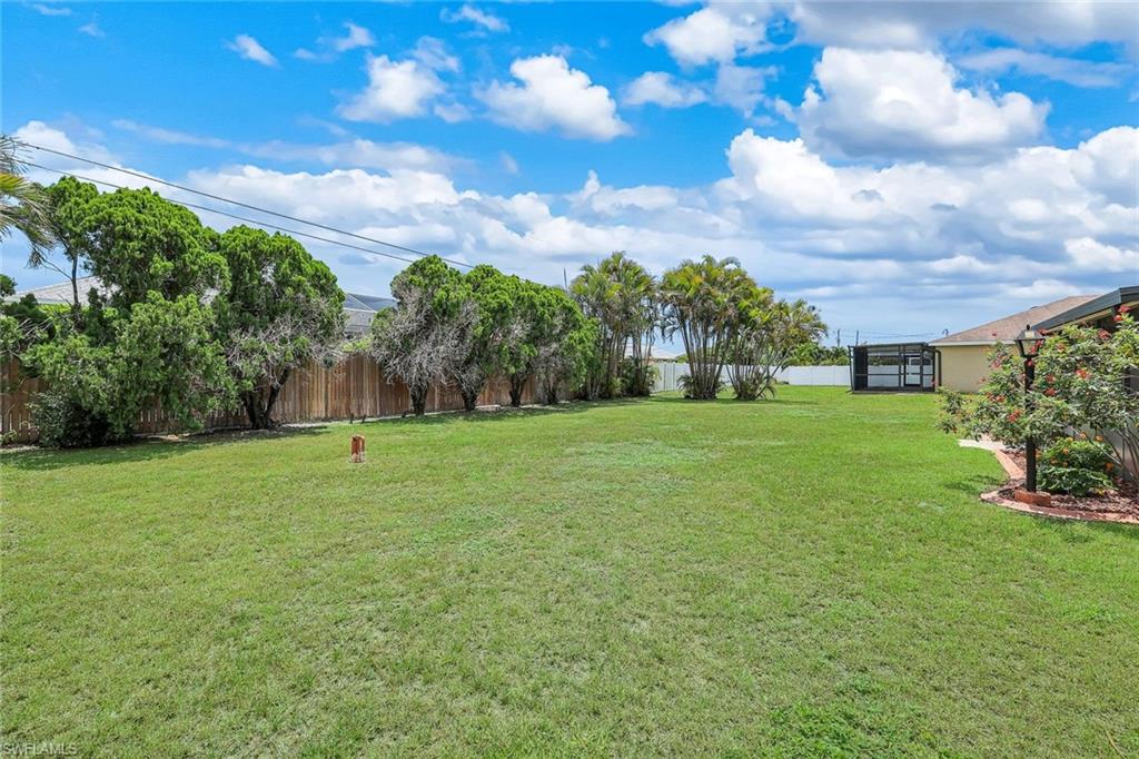 CAPE CORAL - Residential