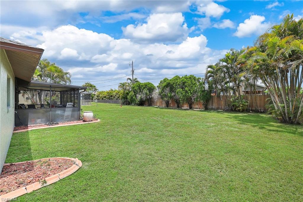 CAPE CORAL - Residential