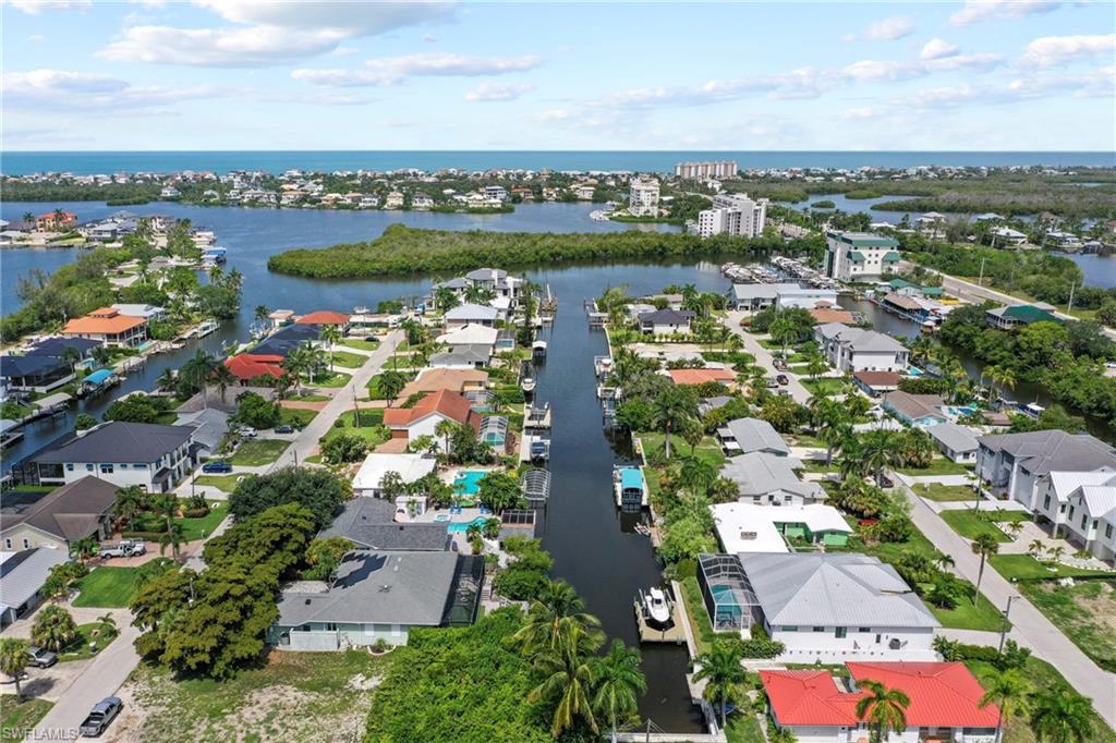 LITTLE HICKORY SHORES - Residential