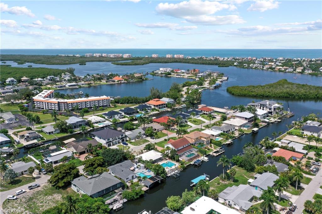 LITTLE HICKORY SHORES - Residential