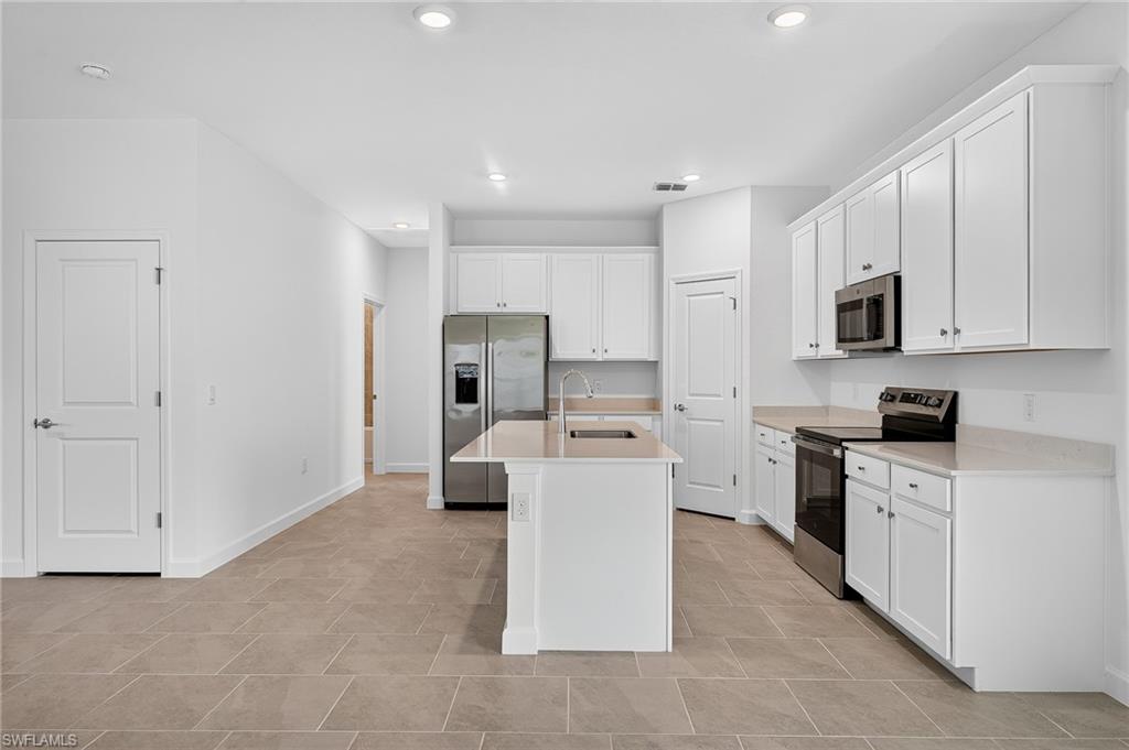 WILLOW AT PUNTA GORDA - Residential