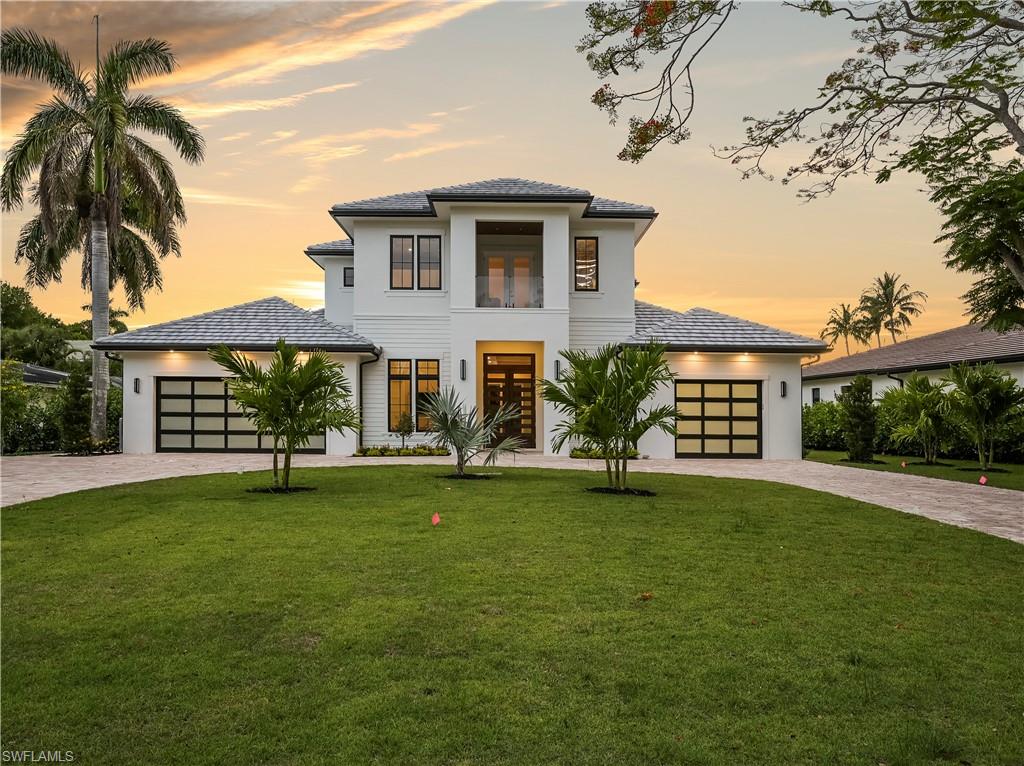 MOORINGS - Residential