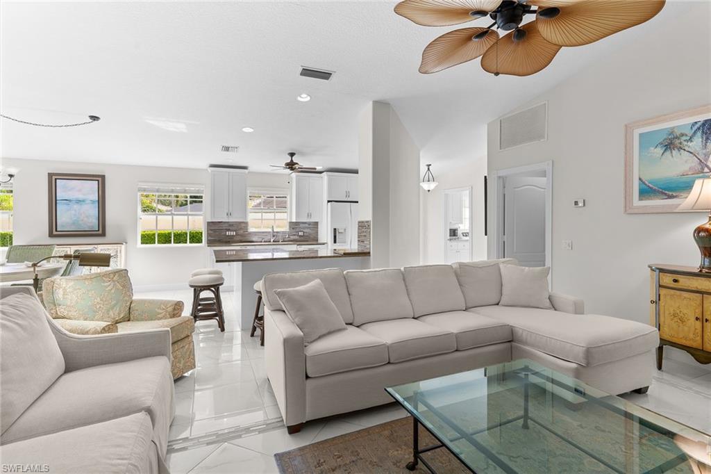 ISLAND WALK - Residential