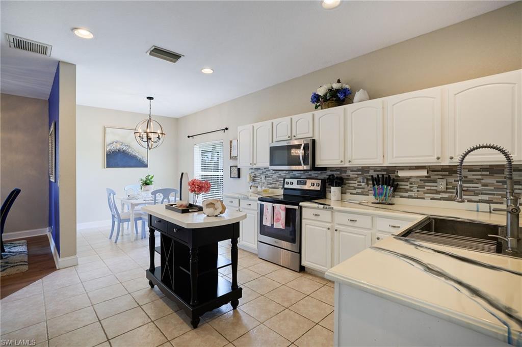 HEATHERWOOD LAKES - Residential Lease
