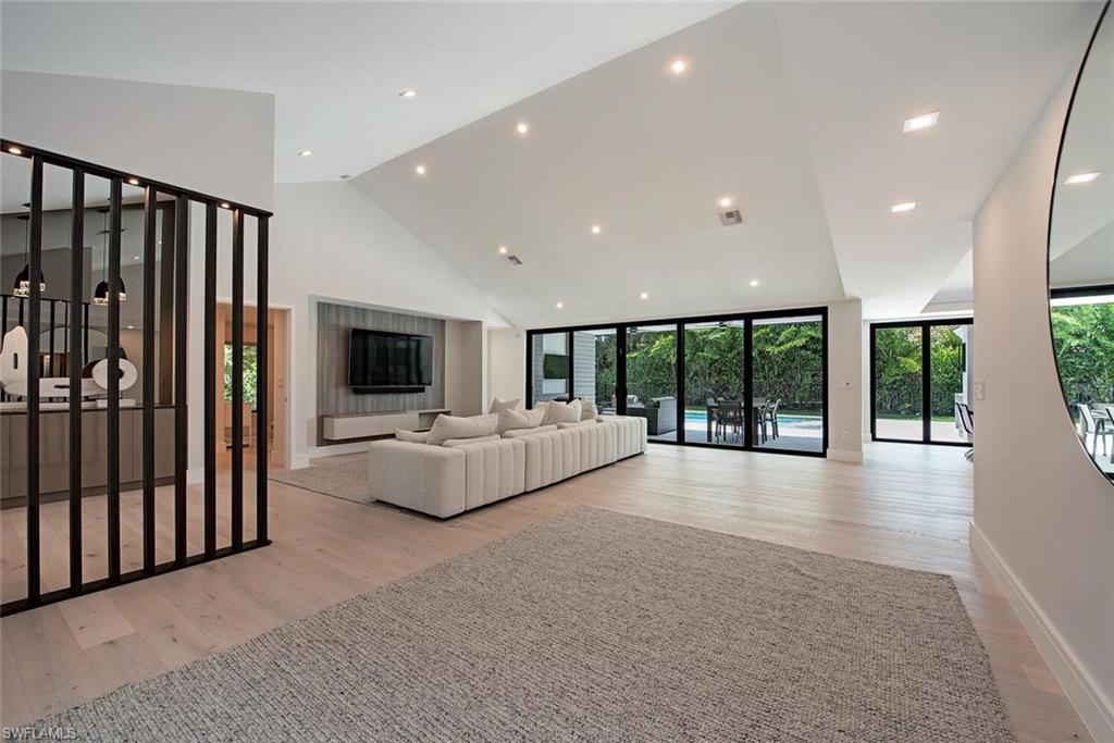OAKMONT - Residential