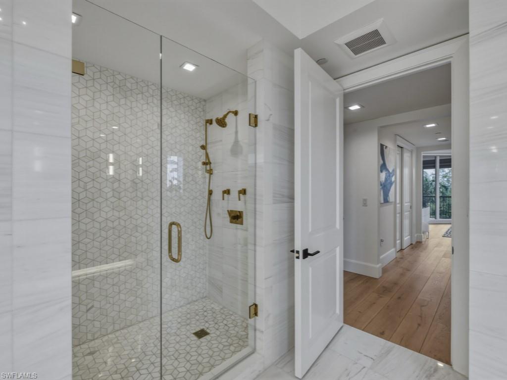 TRIESTE AT BAY COLONY - Residential