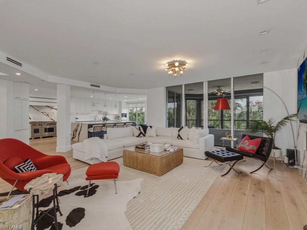 TRIESTE AT BAY COLONY - Residential