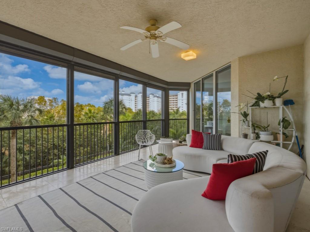 TRIESTE AT BAY COLONY - Residential