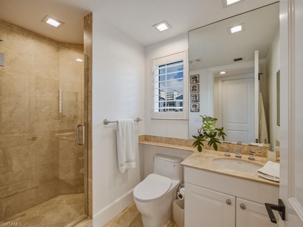 TRIESTE AT BAY COLONY - Residential
