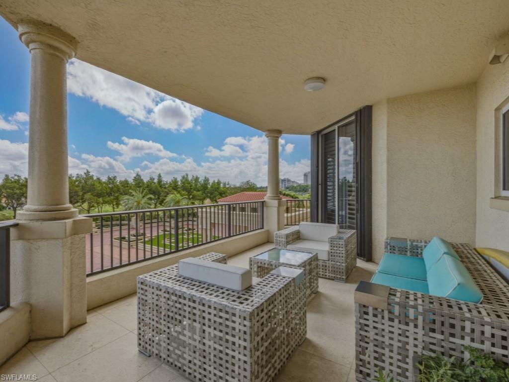 TRIESTE AT BAY COLONY - Residential