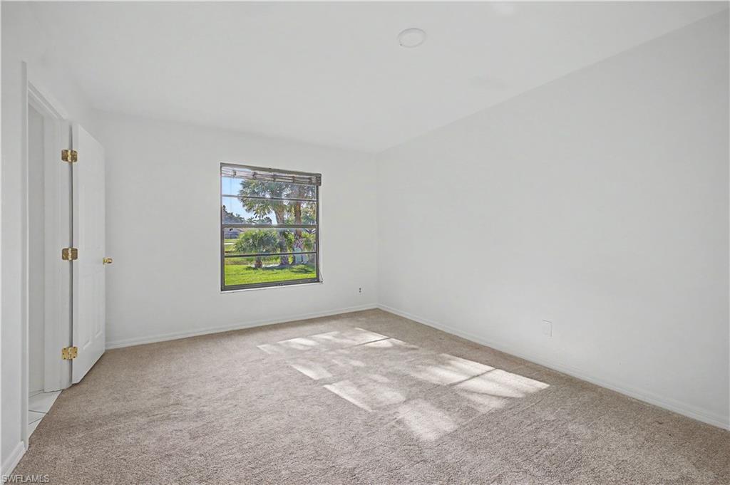 VILLAGE GREEN - Residential Lease