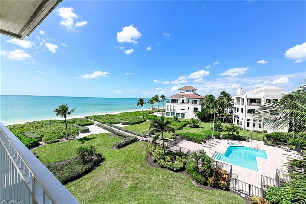 BAREFOOT BEACH - Residential