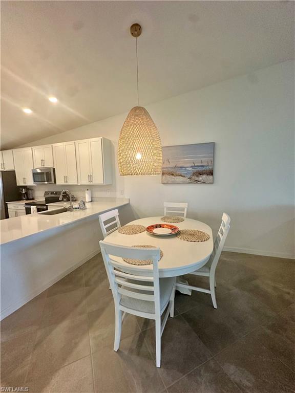 WEBBS RESERVE - Residential Lease