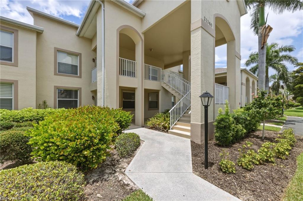 VILLAGES OF STONEYBROOK - Residential