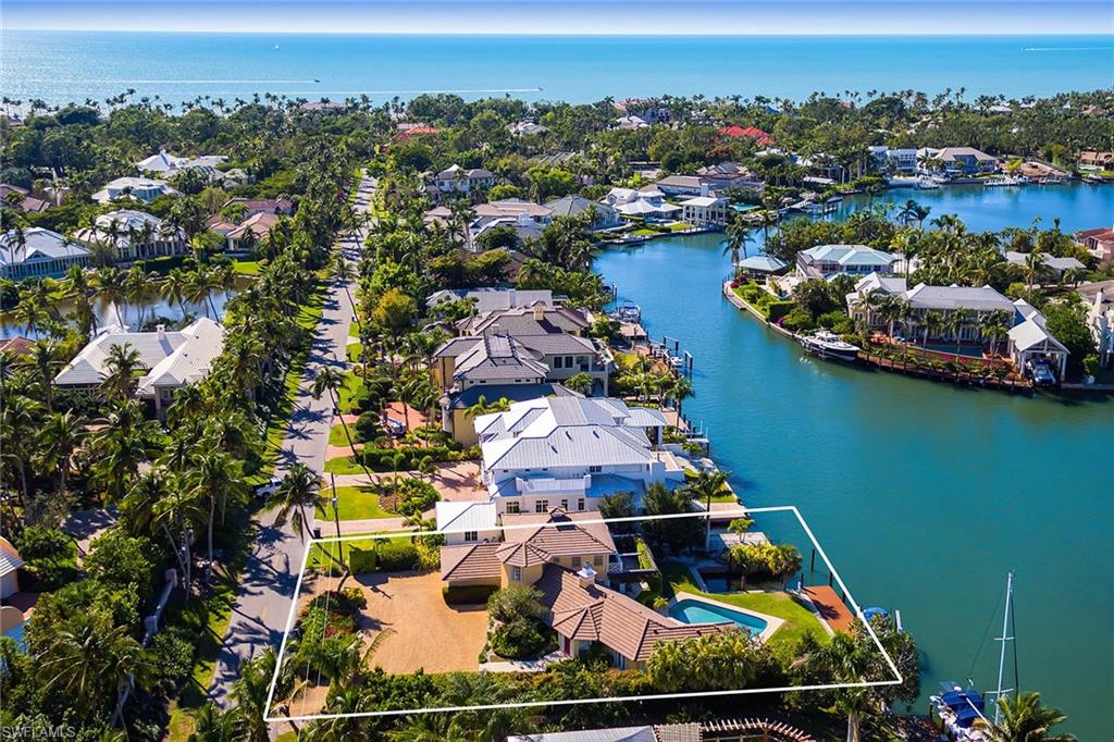 AQUALANE SHORES - Residential