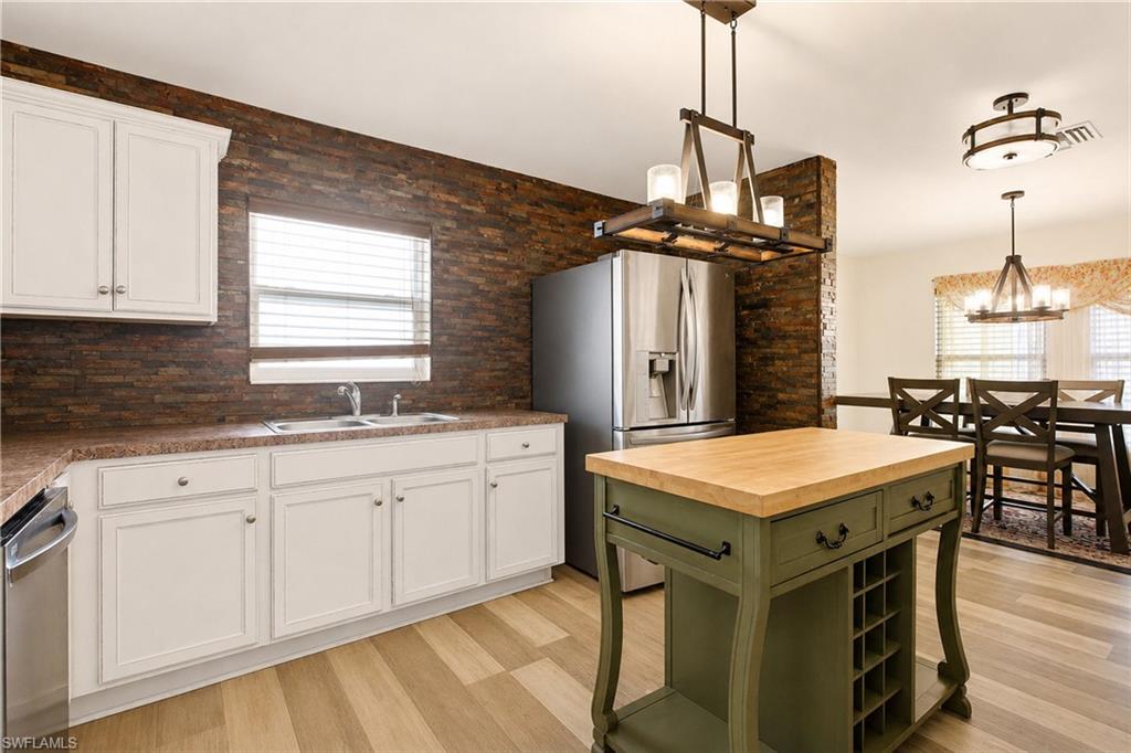 MARBLEBROOK - Residential