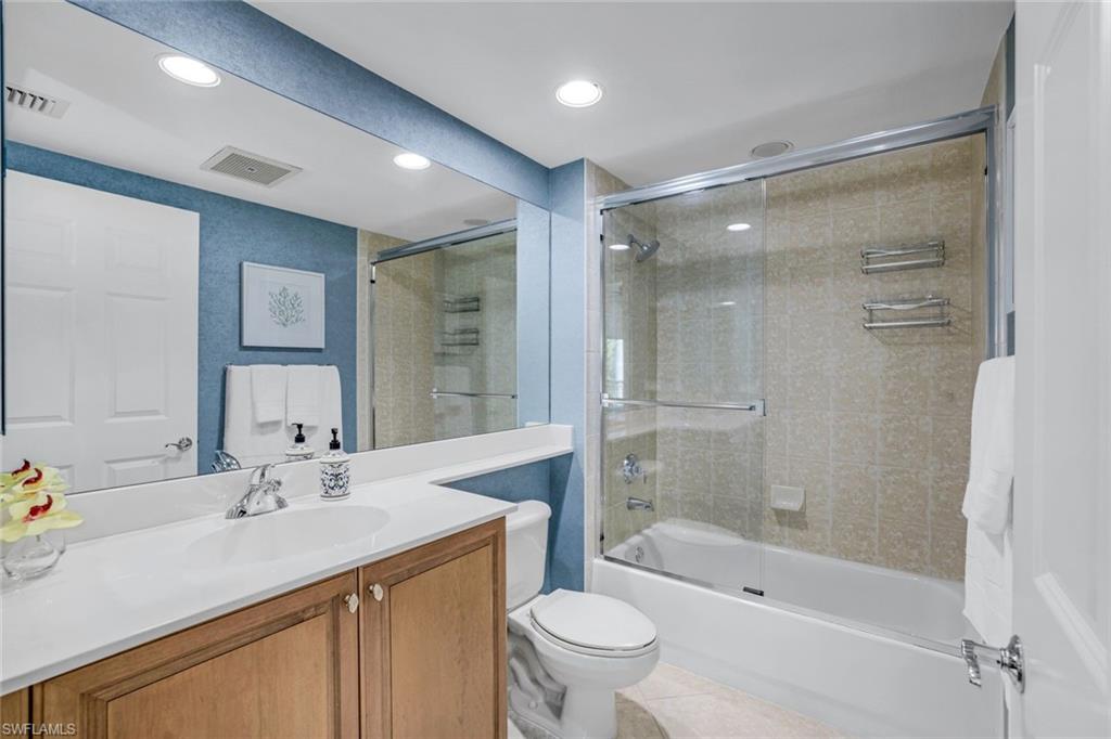 VENTANAS AT TIBURON - Residential Lease