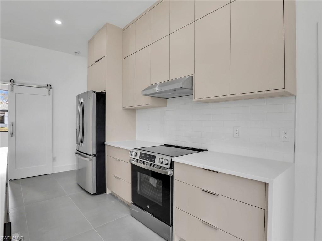 PORT CHARLOTTE - Residential