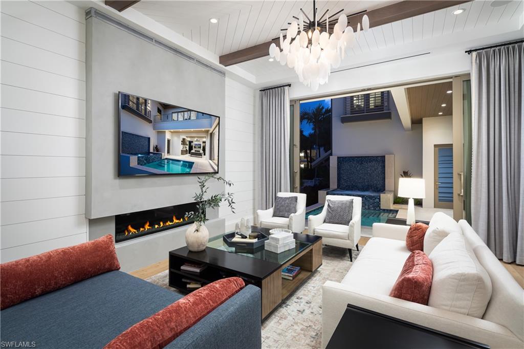 OLDE NAPLES - Residential