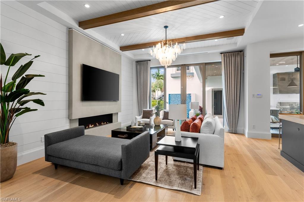 OLDE NAPLES - Residential