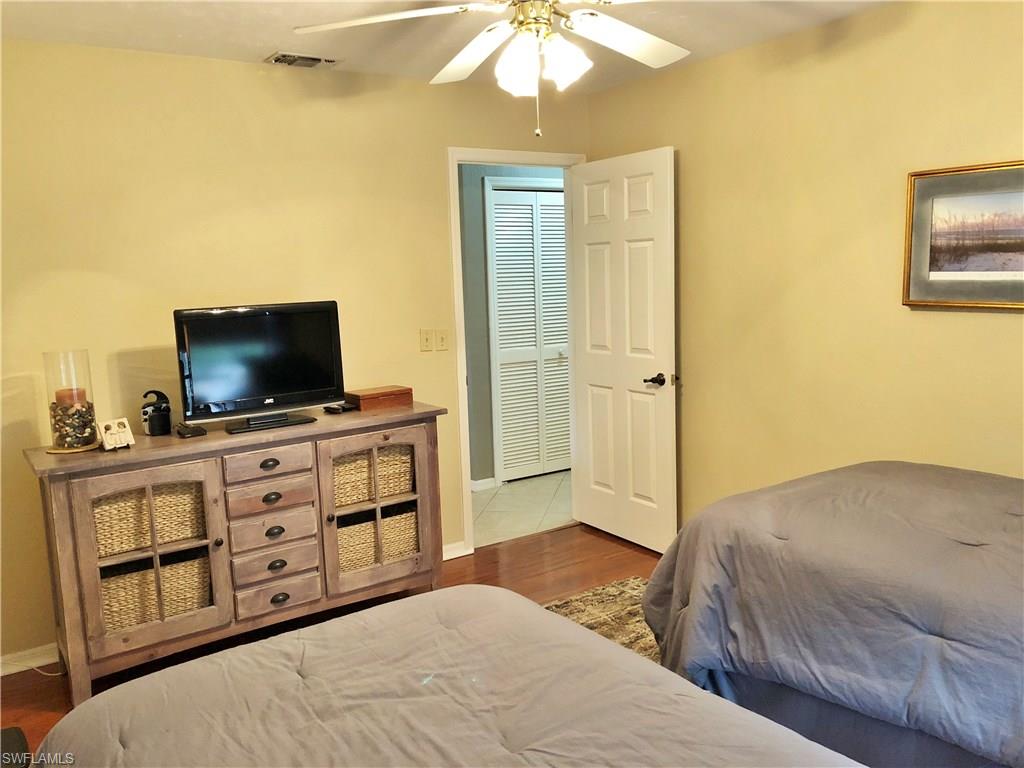 WHISKEY CREEK VILLAGE GREEN - Residential