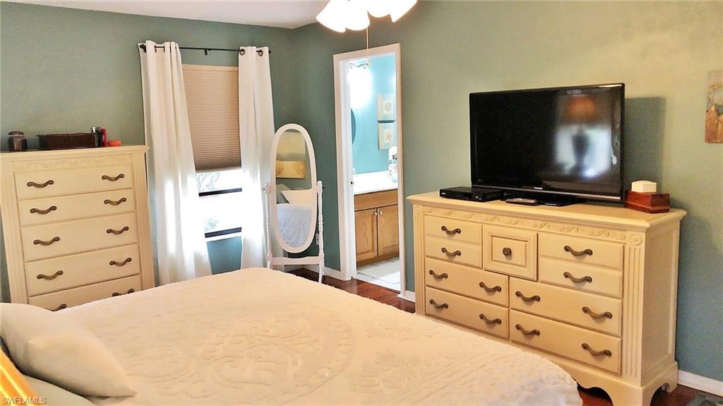 WHISKEY CREEK VILLAGE GREEN - Residential