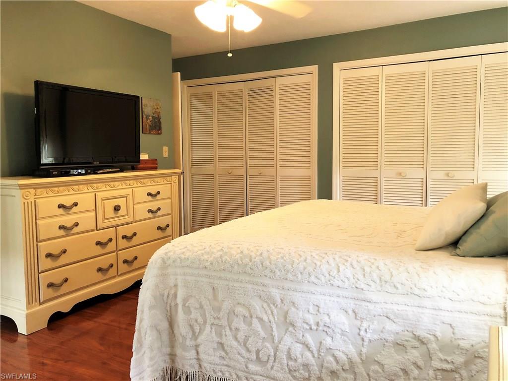 WHISKEY CREEK VILLAGE GREEN - Residential