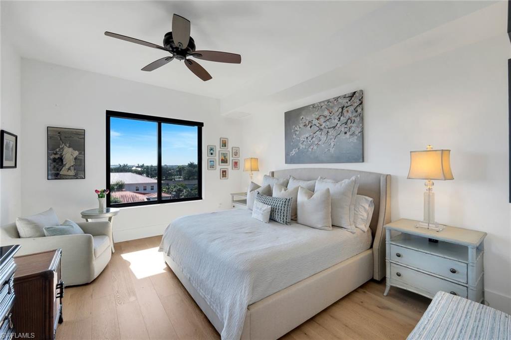 ELEVEN ELEVEN CENTRAL - Residential