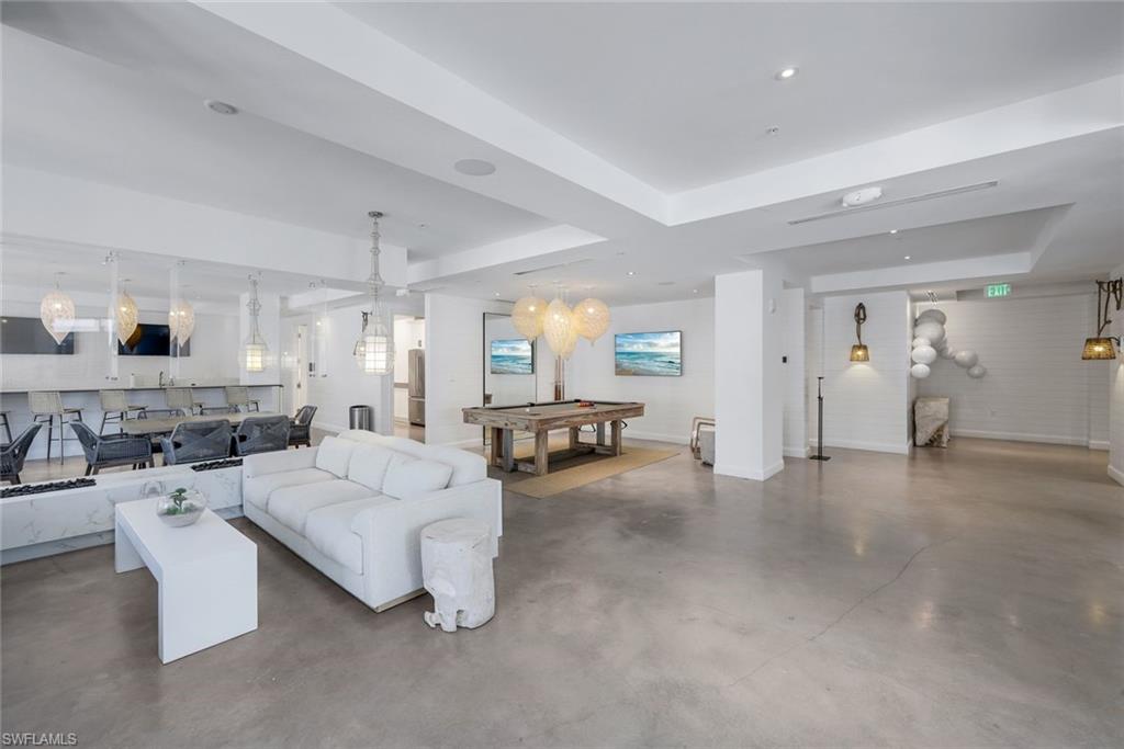 ELEVEN ELEVEN CENTRAL - Residential