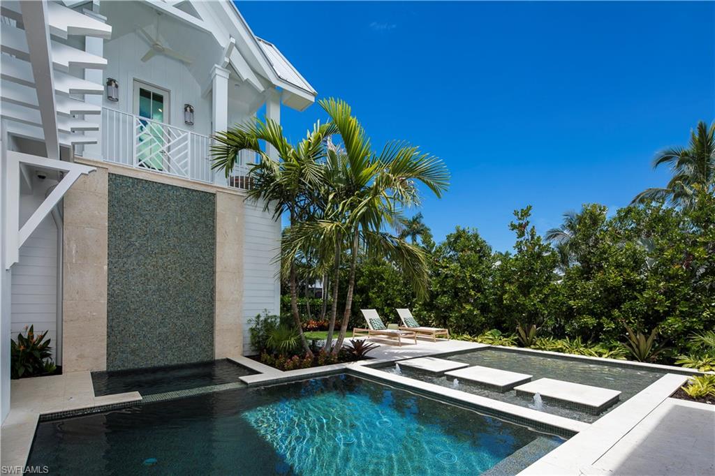 OLDE NAPLES - Residential