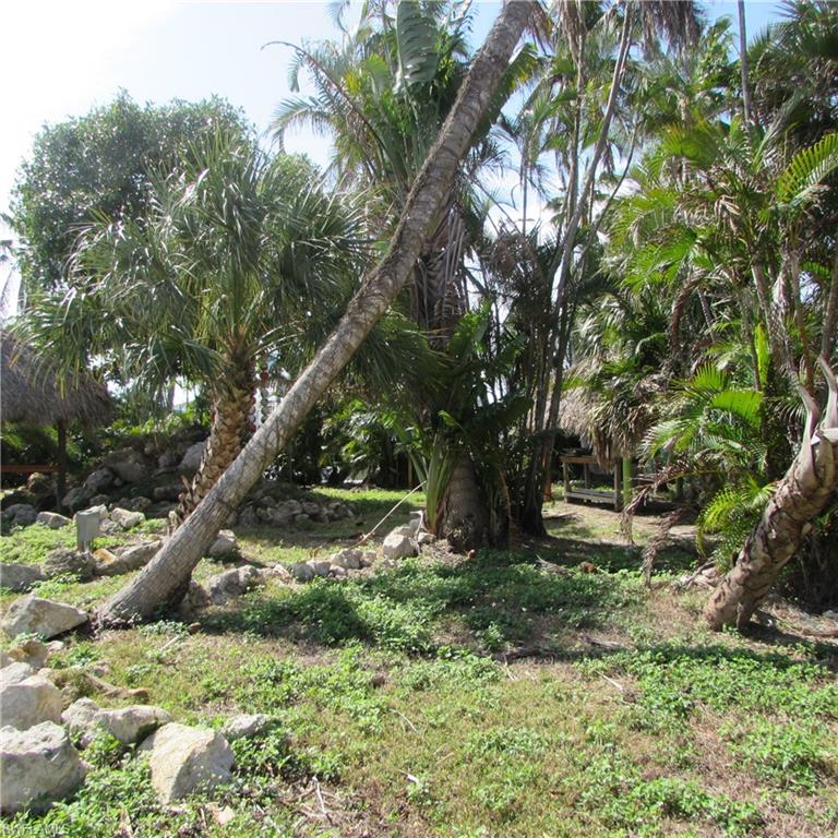 BAYVIEW ACRES - Land