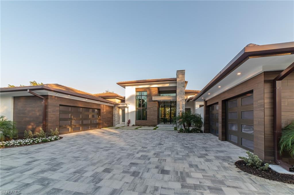 PINE RIDGE - Residential