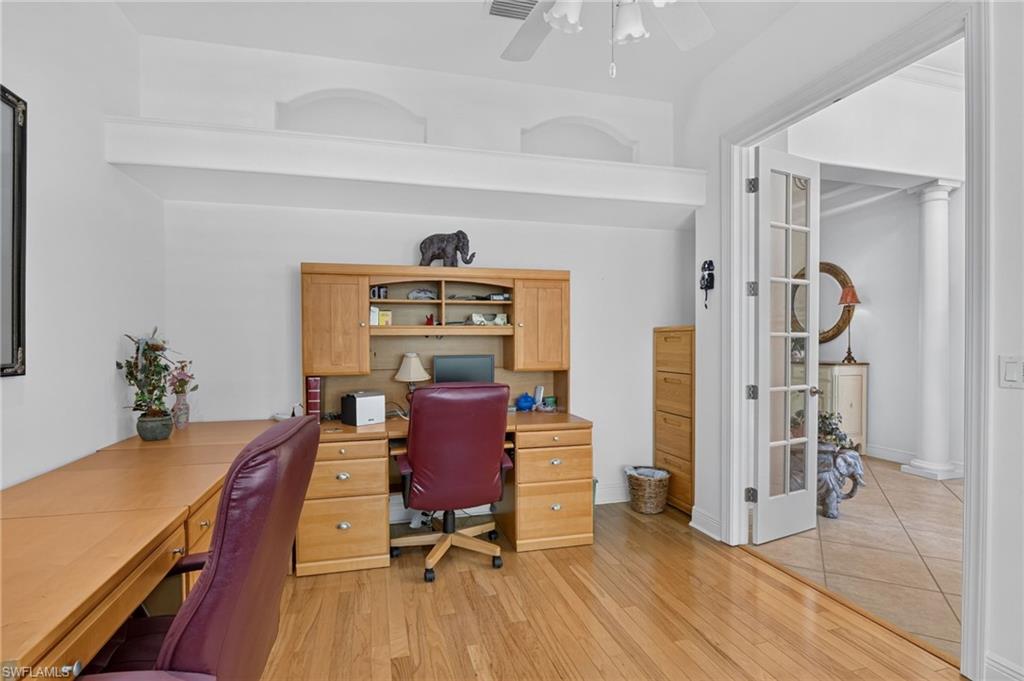 YORKTOWN - Residential