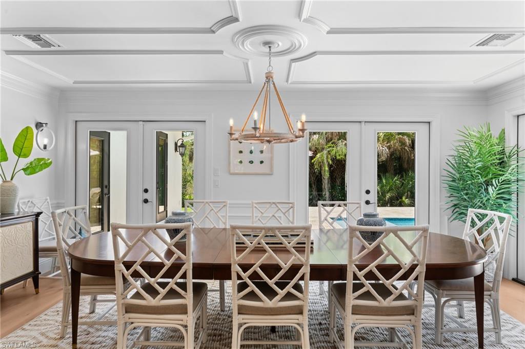 PALM RIVER ESTATES - Residential