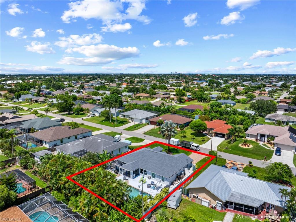 CAPE CORAL - Residential