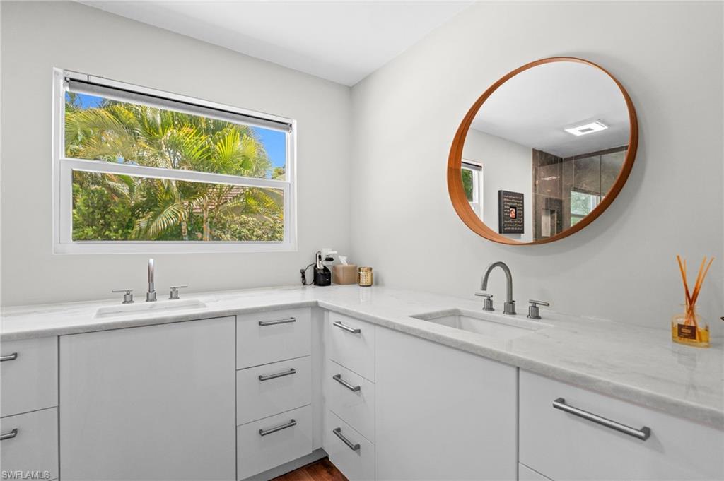 VALLEY OAK - Residential