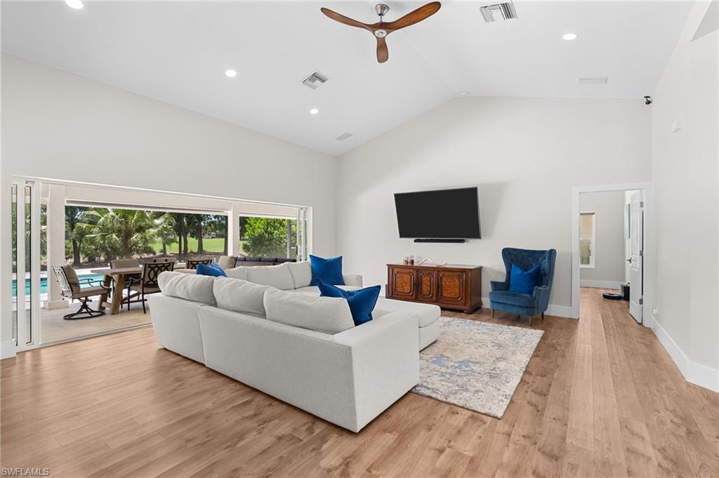 VALLEY OAK - Residential