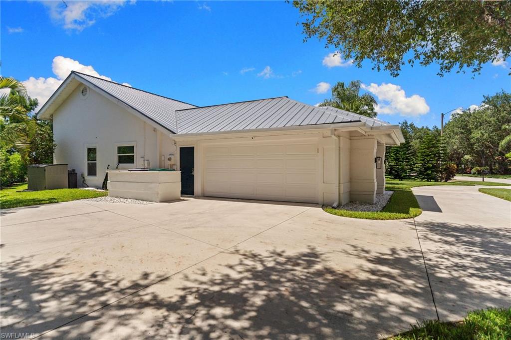 VALLEY OAK - Residential