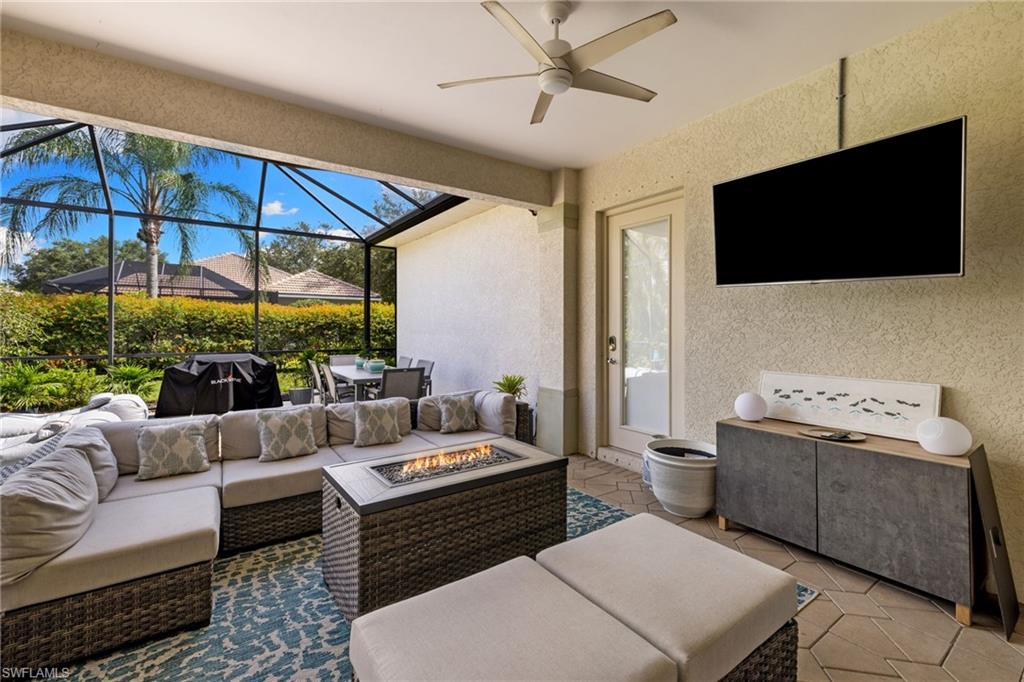 LONGSHORE LAKE - Residential