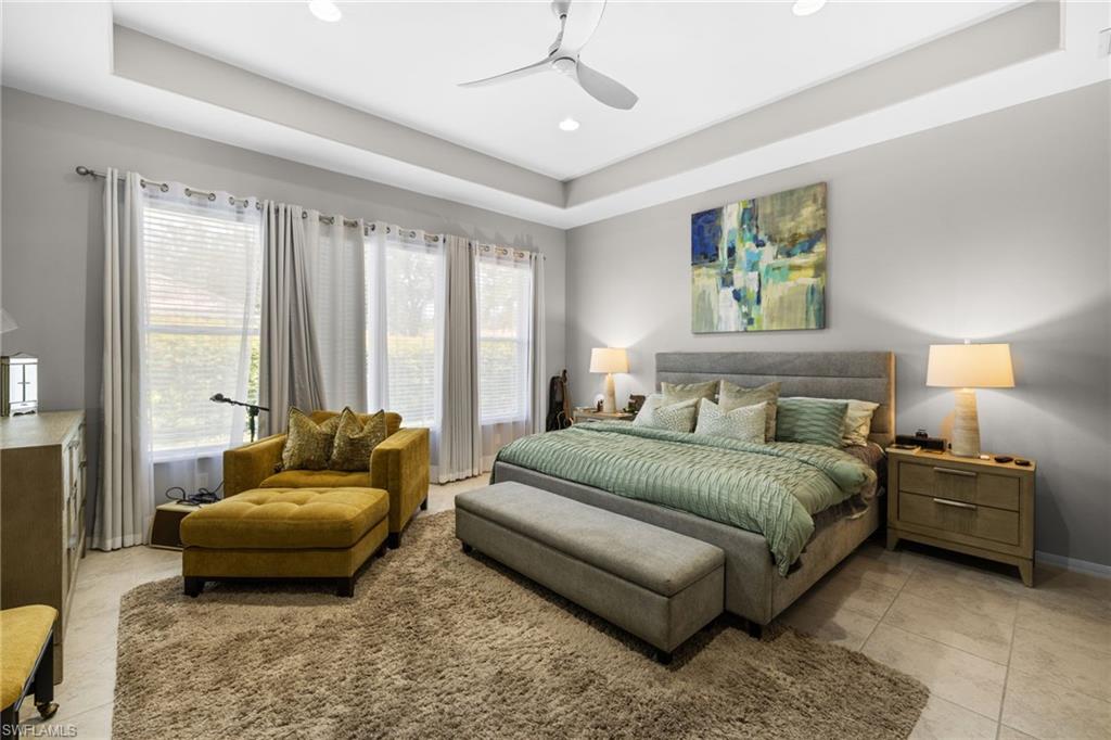 LONGSHORE LAKE - Residential