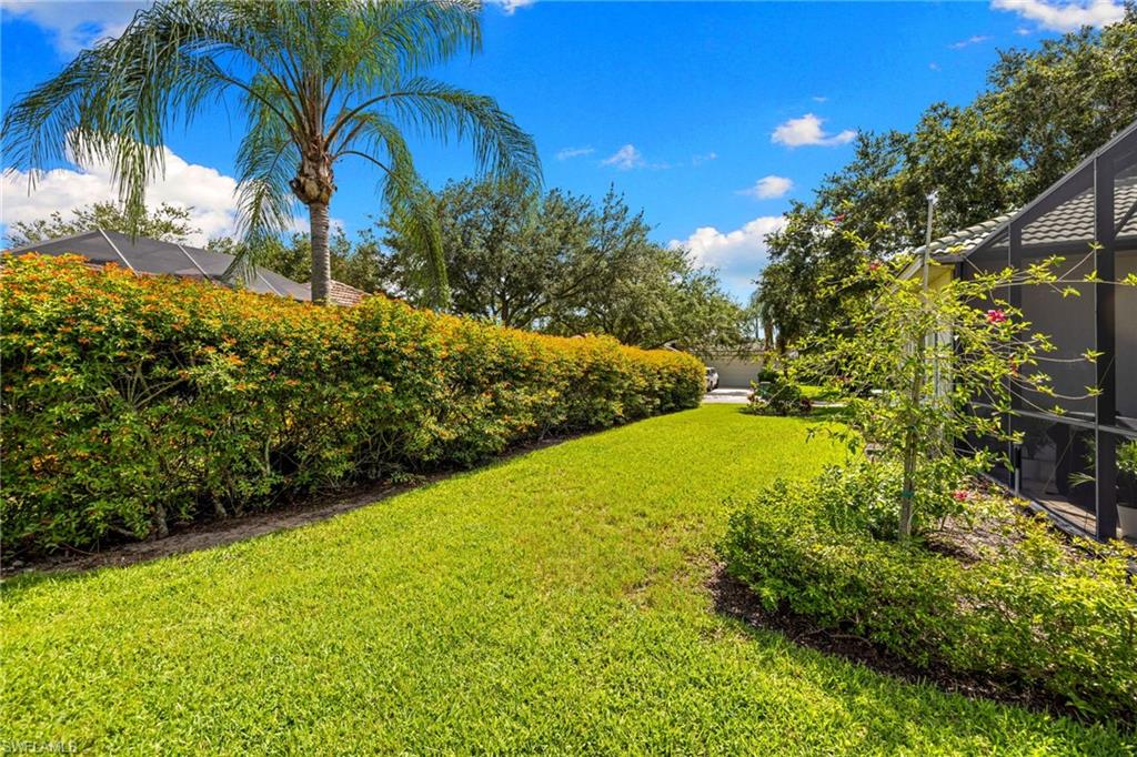 LONGSHORE LAKE - Residential