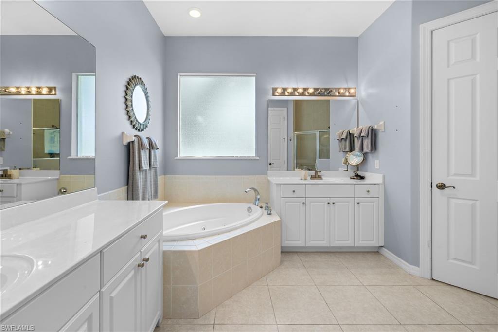 LONGSHORE LAKE - Residential