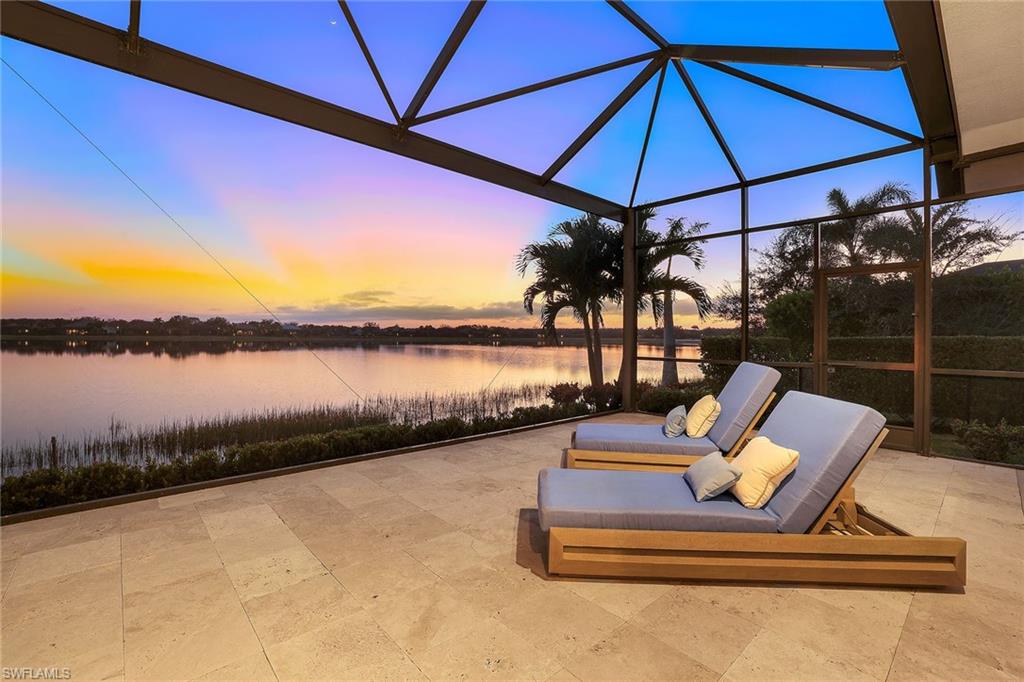 TWIN EAGLES - Residential