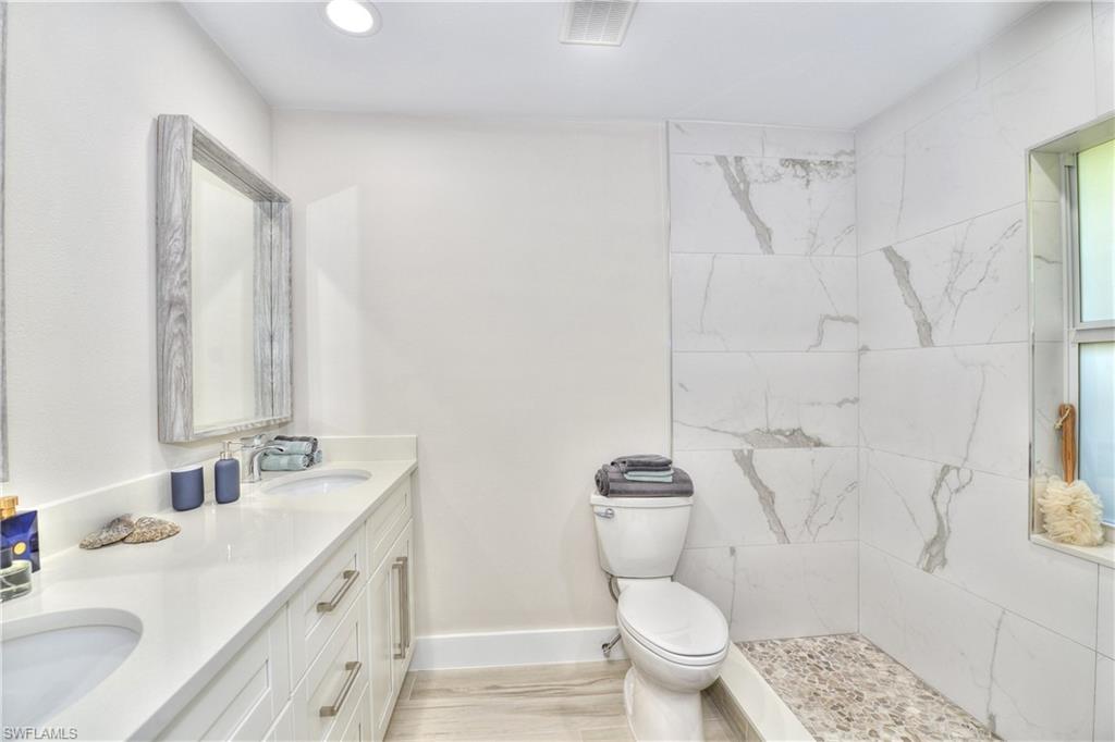 GLADES COUNTRY CLUB - Residential