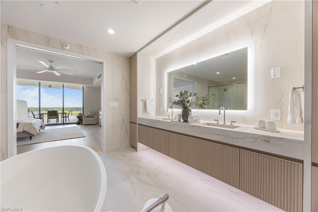 THE RITZ-CARLTON RESIDENCES ESTERO BAY - Residential