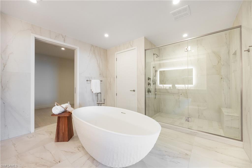 THE RITZ-CARLTON RESIDENCES ESTERO BAY - Residential