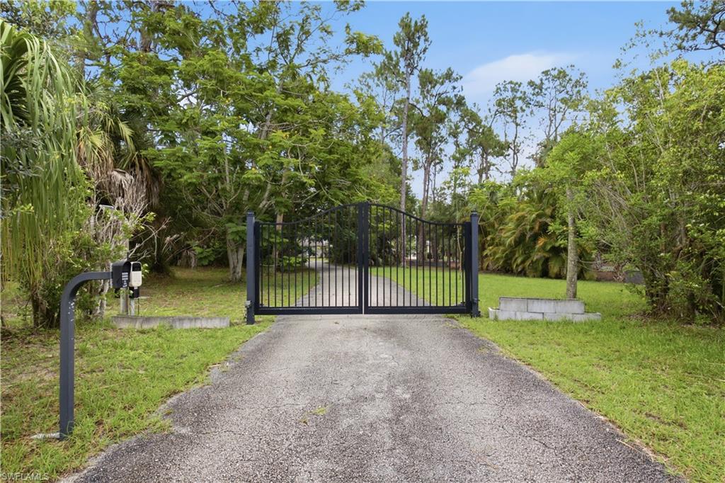 LOGAN WOODS - Residential