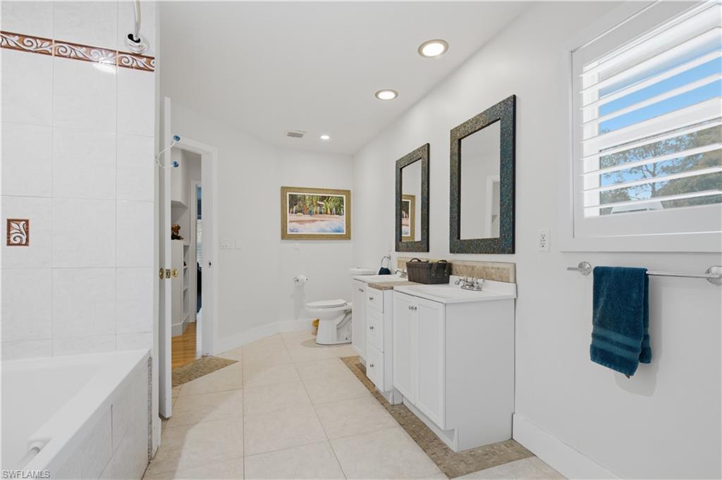 LOGAN WOODS - Residential
