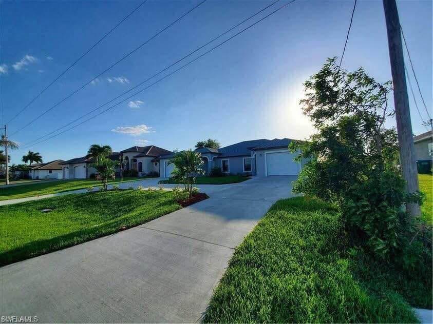 CAPE CORAL - Residential Lease